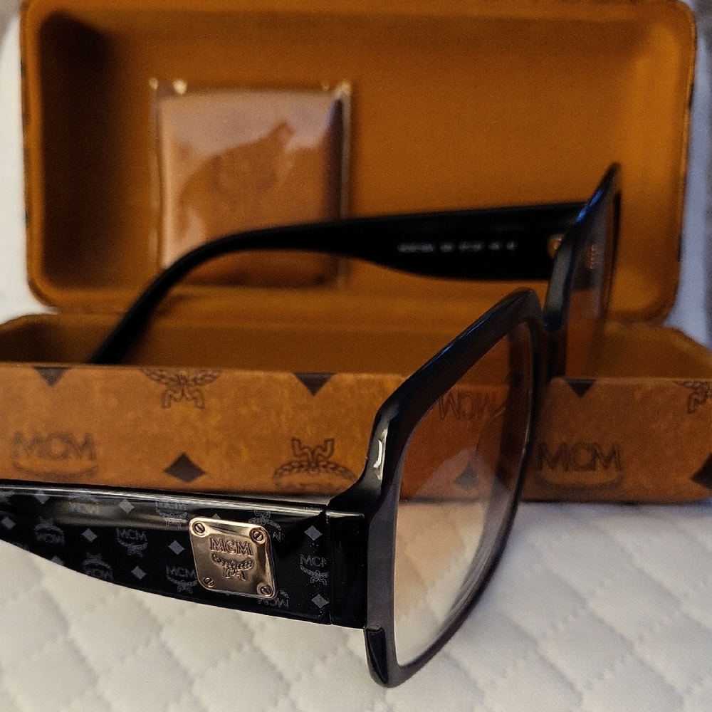 MCM Black Square-Frame Sunglasses with Gold Plaque (Have The Original Lenese